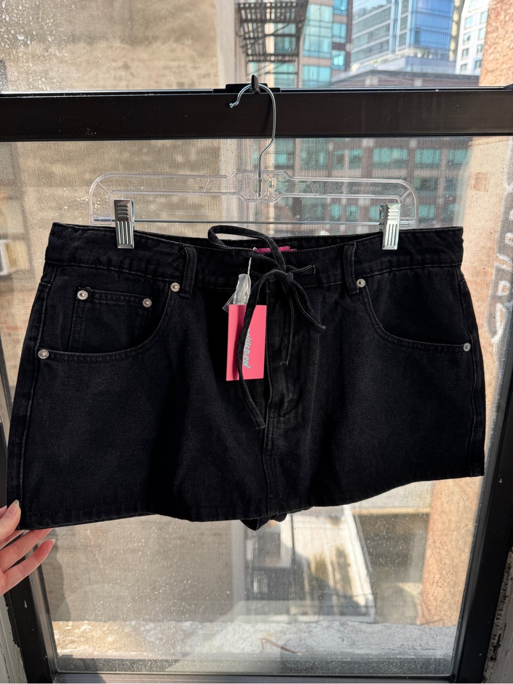 Edikted Ziggie Tie Denim Skort
